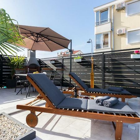 Apartment Milana With Privat Pool & Garden, 300M From Beach Kaštela Kültér fotó